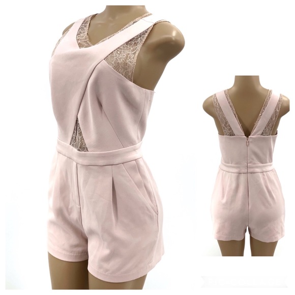 BCBGMaxAzria Shorts Romper - Picture 2 of 8